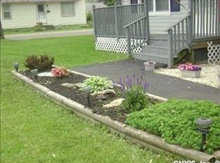 201 Fairmount Ave, Liverpool, NY 13088