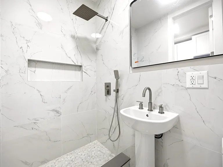 75 Bainbridge St #3B — Photo 12