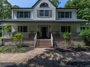 167 Farm Rd E, Wading River, NY 11792