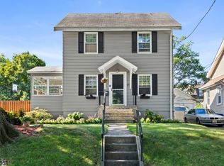 87 Race St, Nutley, NJ 07110