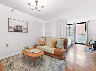 551 Observer Hwy APT 3L, Hoboken, NJ