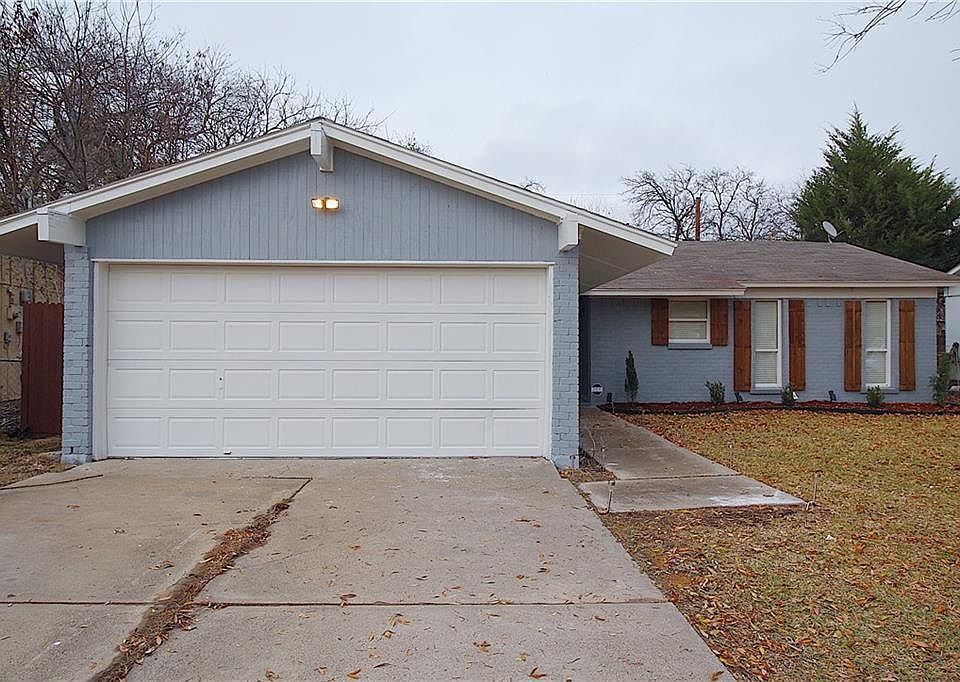 1st image of 342 Blueberry Ln