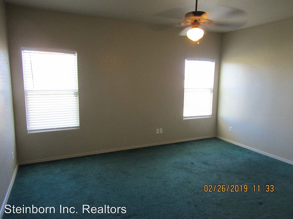 2nd image of 4097 Calle De Luna