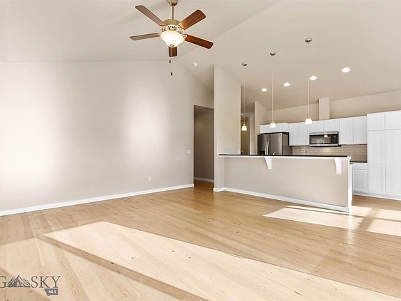 3rd image of 150 Naomi Rose Ln