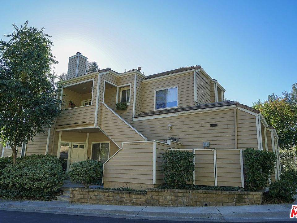 1st image of 24526 McBean Pkwy APT 20
