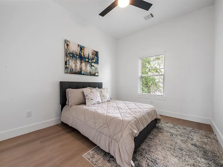 6815 Paris St — Photo 19