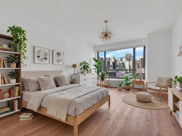 501 East 87th Street image 1 of 21