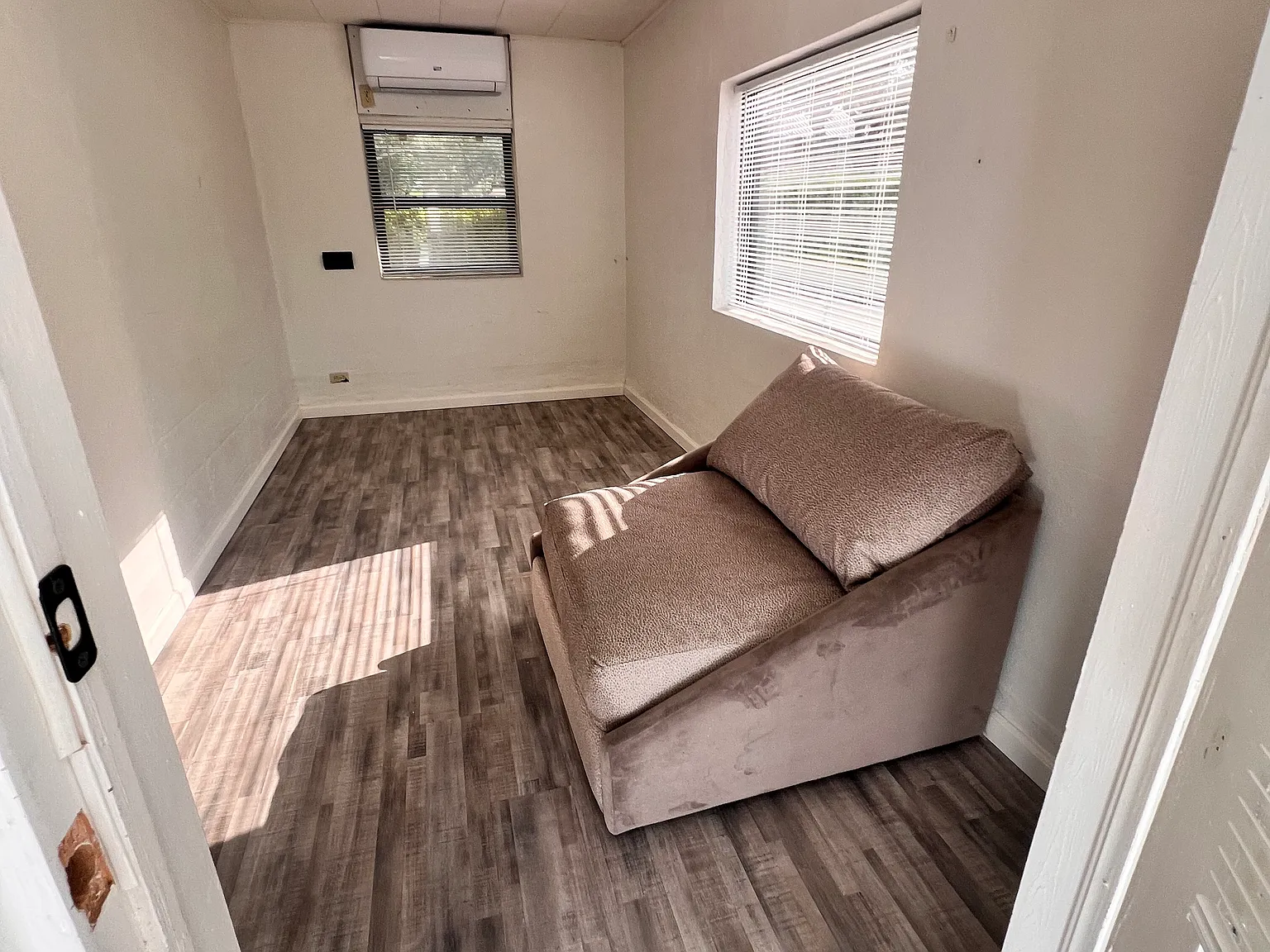 1 bed, 450 sqft, $750 — Photo 1