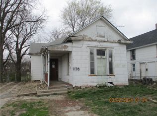 1438 N 13th St, Saint Joseph, MO 64505