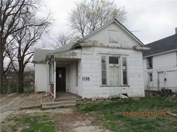 1438 N 13th St, Saint Joseph, MO 64505