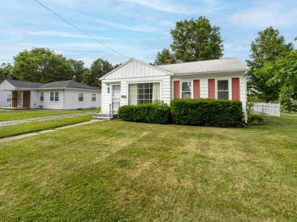 2009 Cambridge Dr, Kalamazoo, MI 49001
