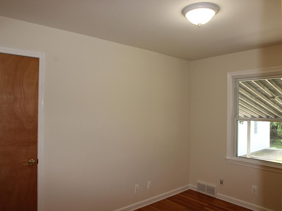 23541 Meadowlark Ave, photo 8
