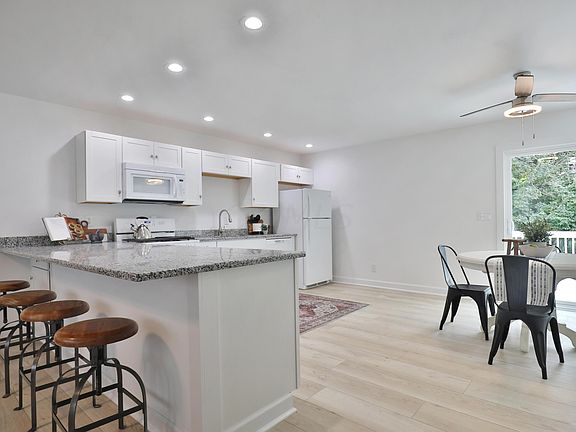 5th image of 5387 Carina Ct