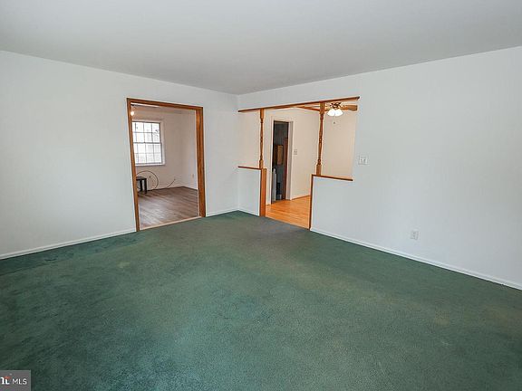 5th image of 44199 Saint Andrews Ln