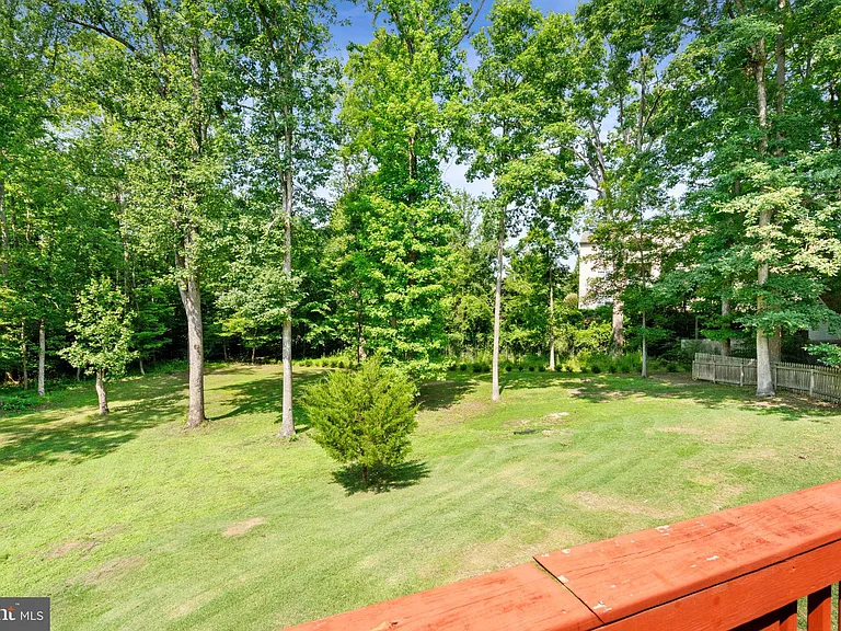 127 Pilgrim Cv — Photo 38