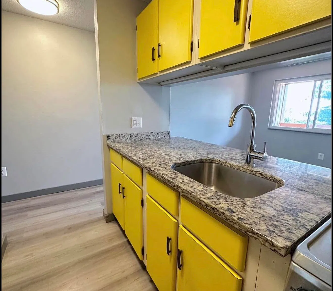 265A6 Kensington Ave — Photo 4