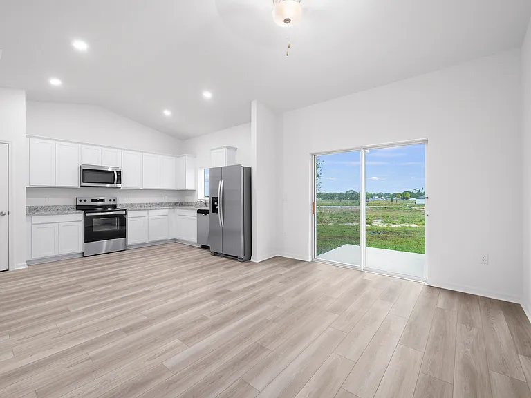 Citrus Place — Photo 9