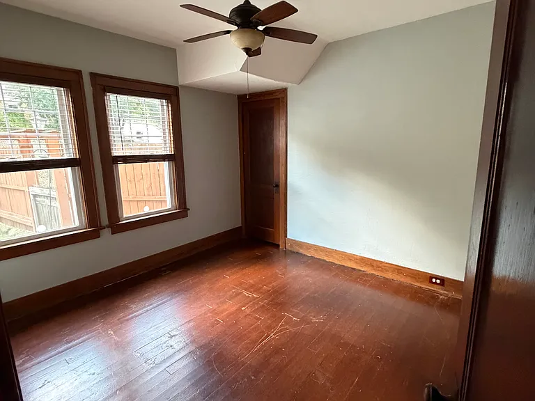 90 Clarke Dr #90 — Photo 4