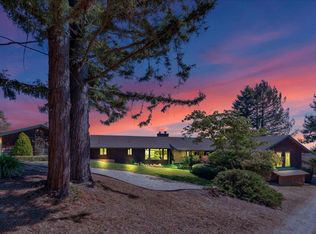301 Hawk Ridge Ln, Watsonville, CA 95076