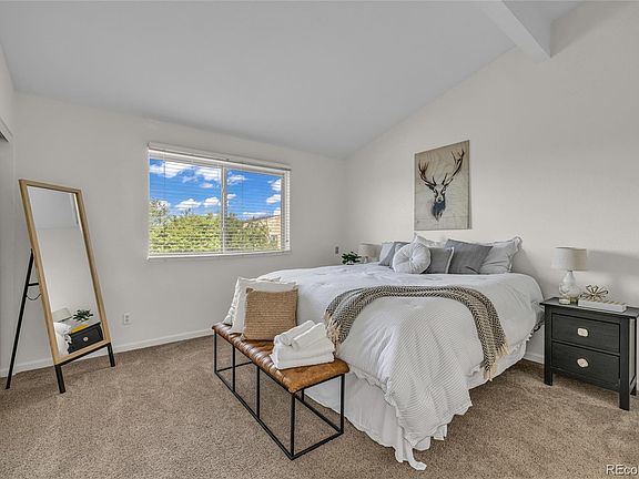 3rd image of 5242 W 68th Avenue