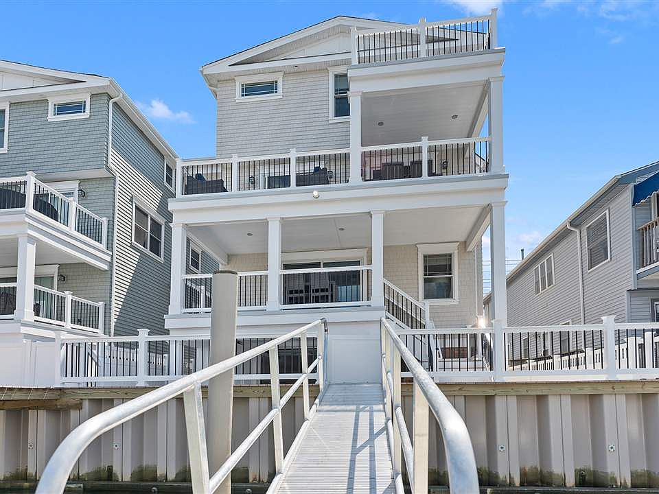 1st image of 355 44th St W #Sea