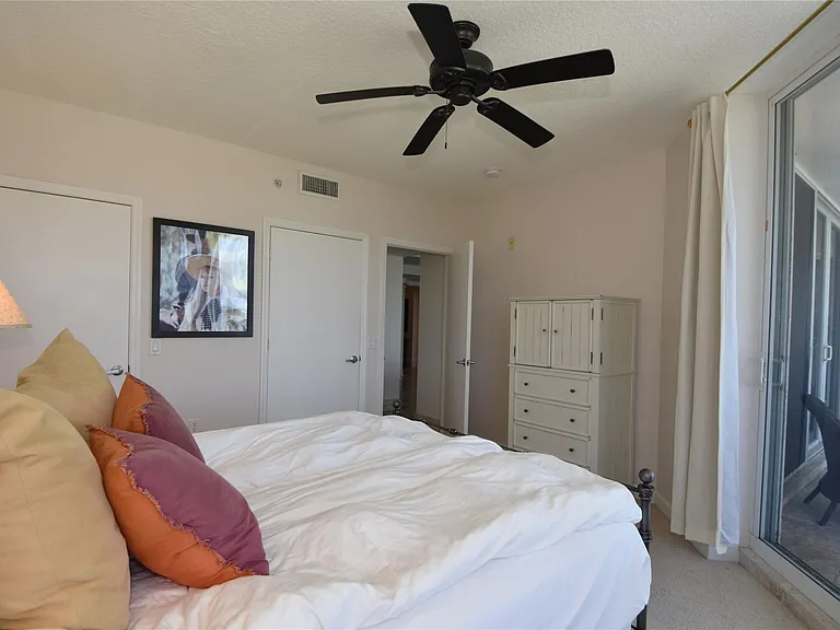 2051 SE 3rd St #509 — Photo 12