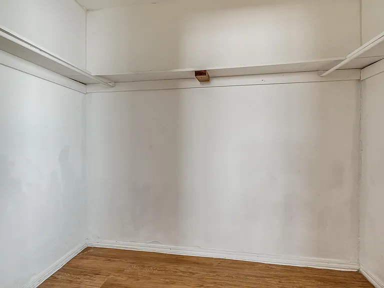 6728 N Meridian Ave #F — Photo 32