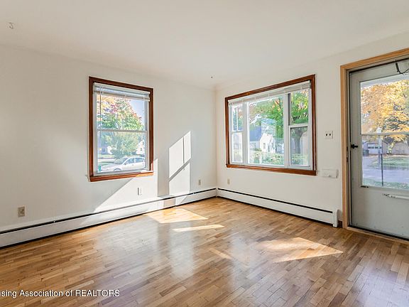 3rd image of 1714-1716 Lenore Ave