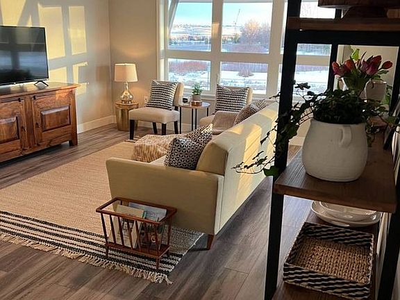 4th image of 230 S Cherrywood Dr #204