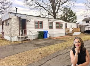 70 Shumway St #C29, Springfield, MA 01119