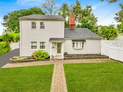 680 Corbalis Place, Yonkers, NY, 10703