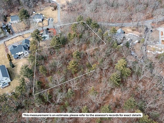 4th image of 106 Indian Ln