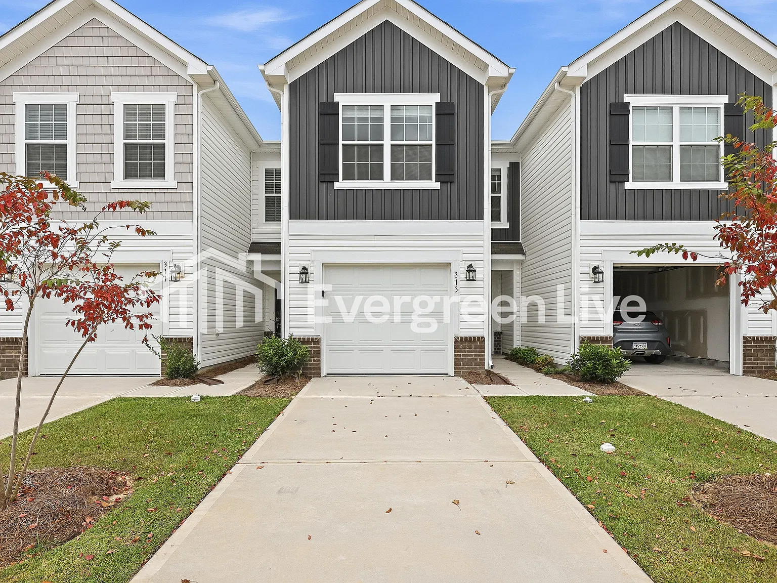 3 bed, 2.5 bath, 1346 sqft, $1,700 — Photo 1