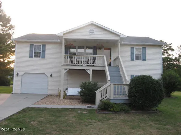 150 Lake Arthur Dr, Bogue, NC 28570