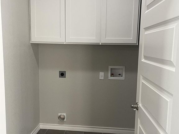 4th image of 119 Olive St