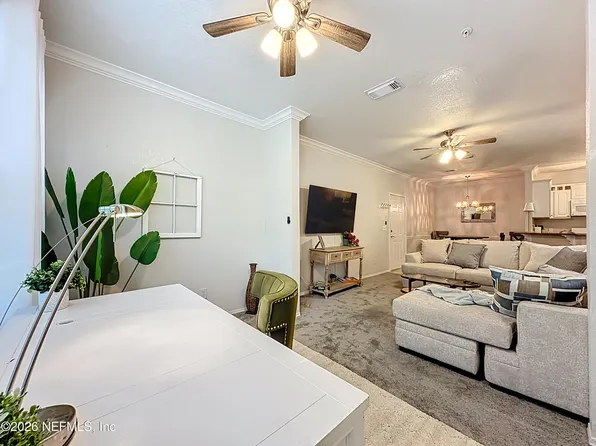13810 Sutton Park Dr N APT 827, Jacksonville, FL 32224
