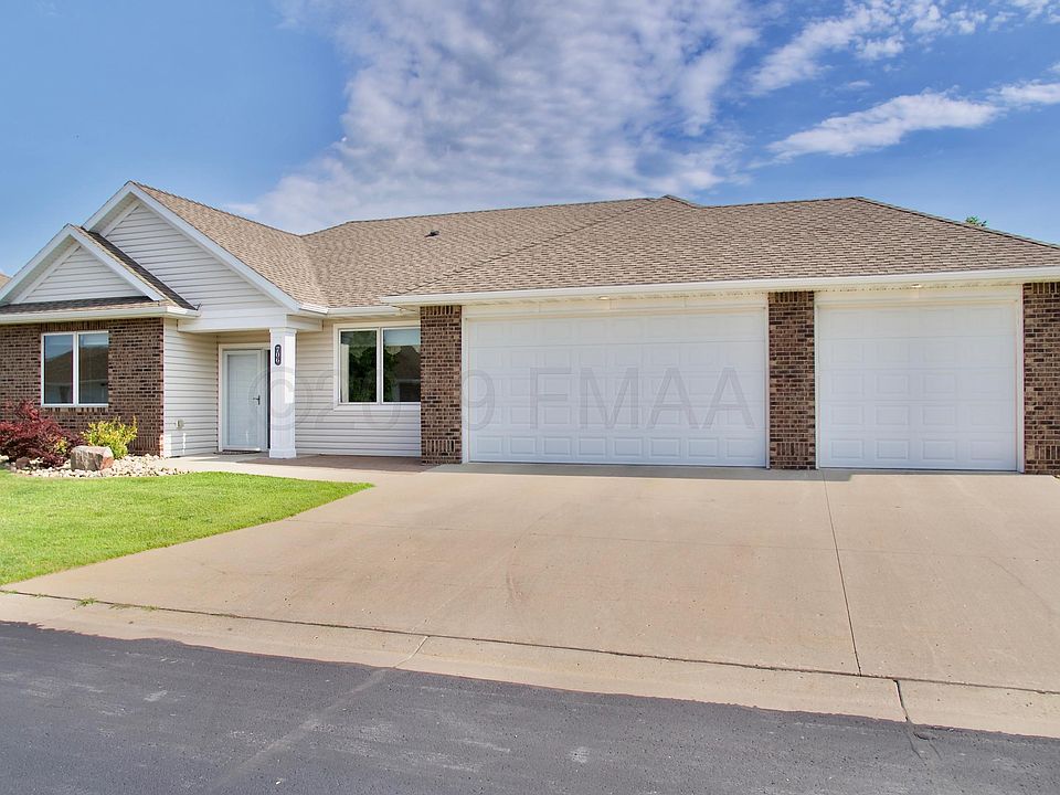 1st image of 706 Villa Park Way