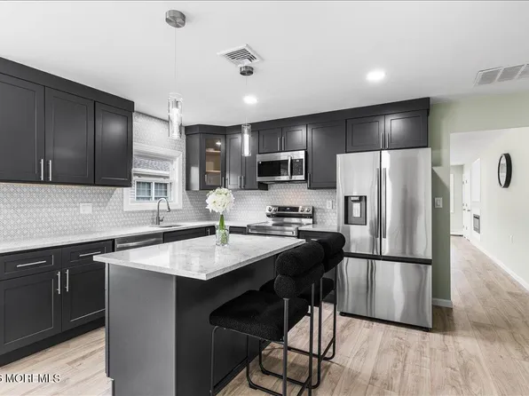 135 Biabou Drive, Toms River, NJ 08757