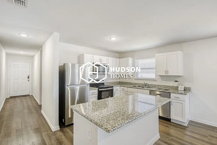 430 Shorty St — Photo 5