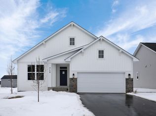 2150 Ridgepointe Dr, Hastings, MN 55033