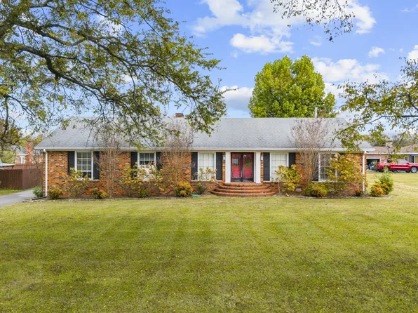 915 Winston Ave, Lebanon, TN 37087