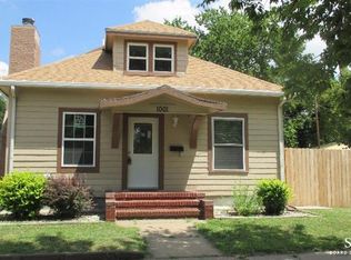 1001 S 9th St, Salina, KS 67401