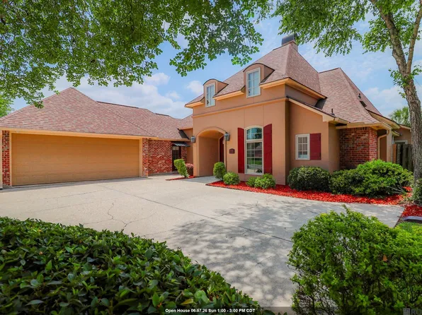 18436 Lake Stream Dr, Greenwell Springs, LA 70739