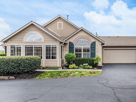 2nd image of 4315 Waterside Pl #2