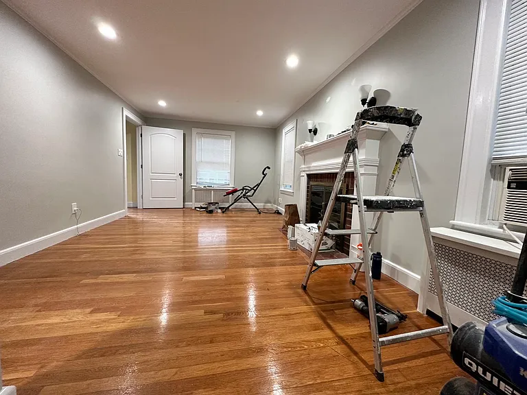 18 Glen Rock Ave — Photo 6