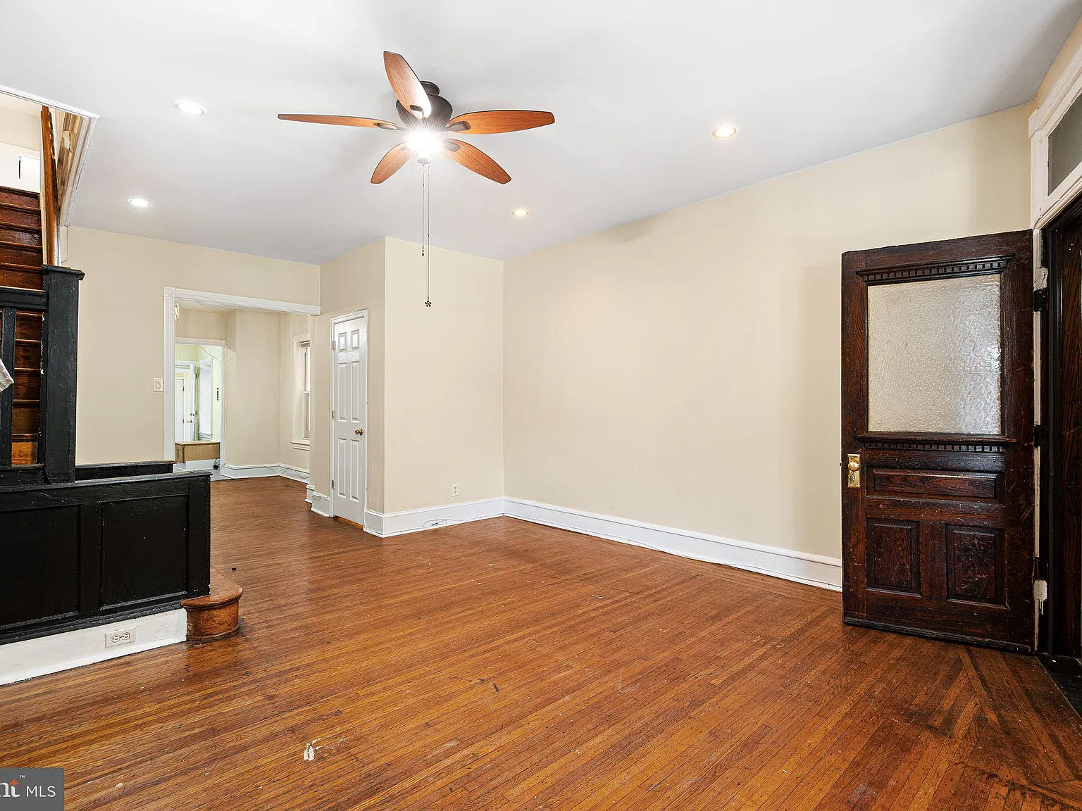 4 bed, 1.5 bath, 1386 sqft, $2,000 — Photo 1