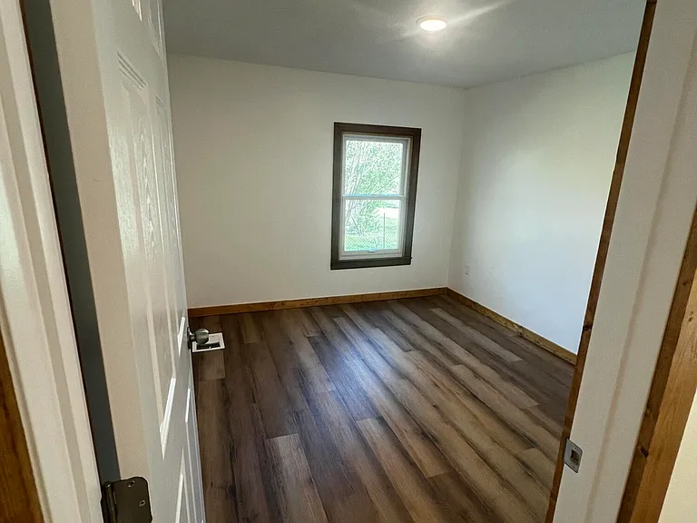 1801 Woodson Dr — Photo 5