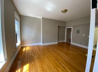 298 Marlborough St #8R, Boston, MA 02116