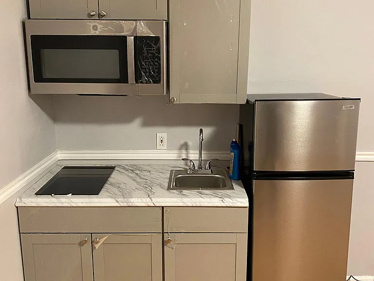 1801 S 21st St #1R — Photo 3