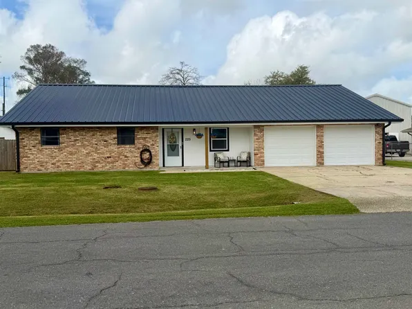 225 Guidry St, Bourg, LA 70343